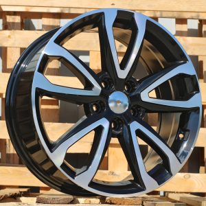 Jante RACIN 18x7,5 ET49,5 5x114,3 - Black Polished
