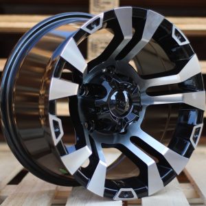 Jante 4X4 15x8 ET-10 5x114,3 - Black Polished