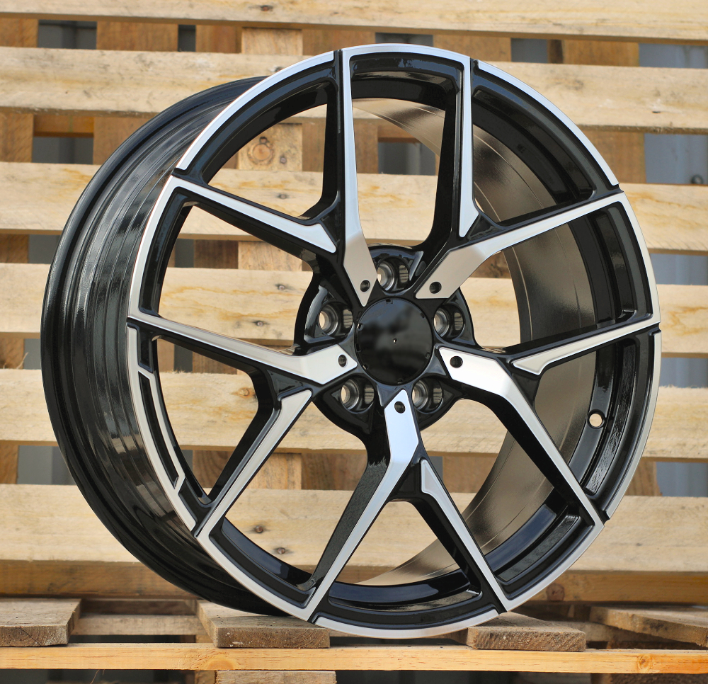 Jante Mercedes 18x8 ET43 5x112 - Black Polished