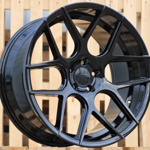 Jante HAXER 18x10 ET15 5x120 - Black