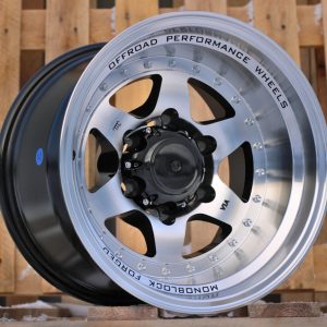 Jante 4X4 16x8 ET 5x127 - Black Polished