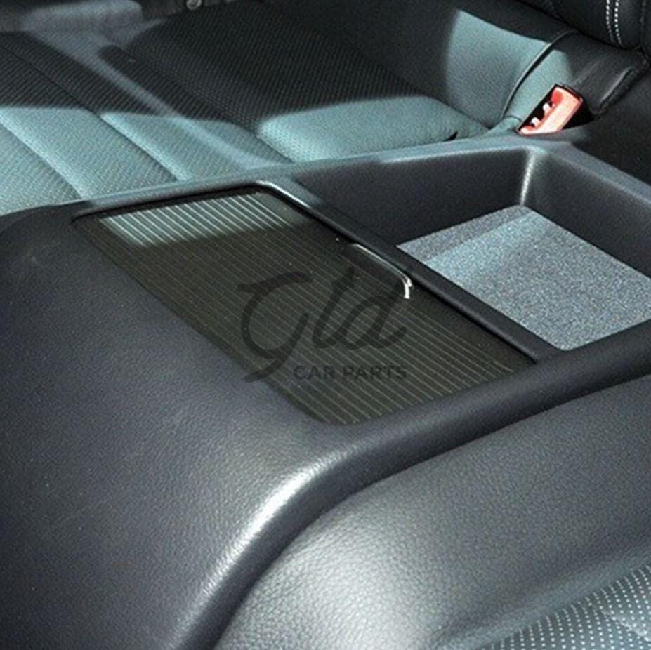 Cortina Porta-Copos Consola Traseira Preta Mercedes-Benz Classe C E Coupe W204 W207 2007-2015 - Image 2