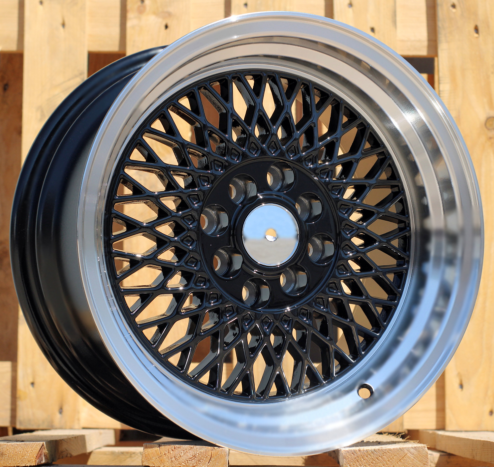 Jante RACIN 15x7 ET25 4x100 - Black+Polished Lip