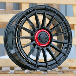 Jante RACIN 17x7,5 ET40 5x100|5x112 - Black