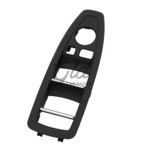 Moldura Vidro Frontal Esquerda Preta C/Esp. Rebatível BMW Série 1/3/4 F20 F30 F36 2012-2018