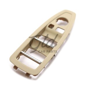 Moldura Vidro Frontal Esquerda Bege C/Esp. Rebatível BMW Série 1/3/4 F20 F30 F36 2012-2018
