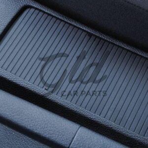 Alternative view of Cortina Gaveta Consola Central Preta Volkswagen Golf MK5 MK6 2004-2014