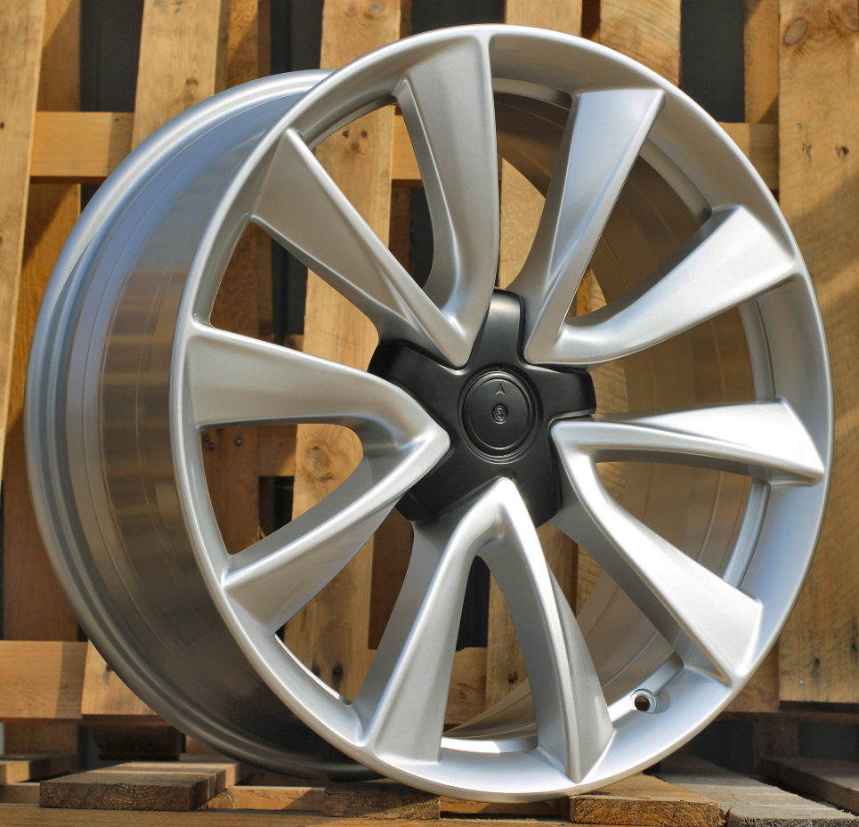 Jante Tesla 19x8,5 ET40 5x114,3 - Silver Shining