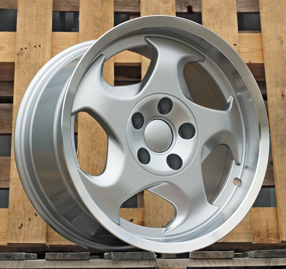 Jante BMW 17x8 ET15 5x120 - Silver+Polished Lip