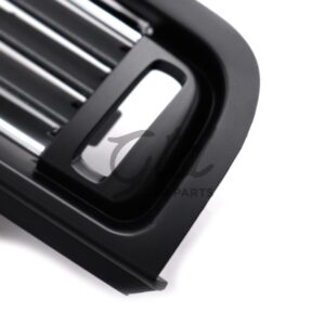 Alternative view of Grelha Ventilação Frontal Direita Cromada BMW Série 5 F10 F11 F18 2010-2017
