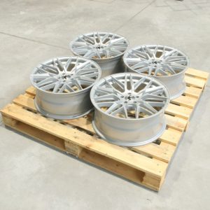 Set of JR28 18x7,5 ET30 + 18x7,5 ET35 5x100 Gloss Silver