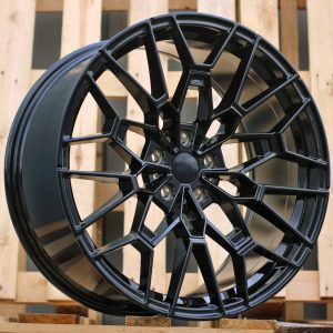 Jante BMW 18x8,5 ET33 5x120 - Black