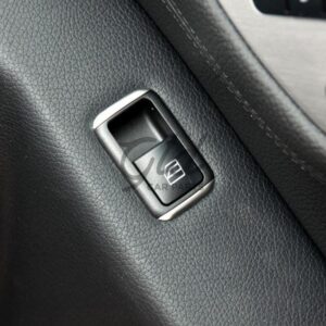 Alternative view of Comutador Vidros Passageiro Mercedes-Benz Classe C E X156 W204 W212 2008-2014
