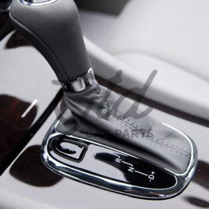 Alternative view of Moldura Cromada Moca Velocidades Mercedes-Benz Classe C W203 2000-2007