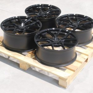 Set of SL01 19x8 ET40 + 19x9 ET40 5x120 Gloss Black