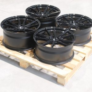 Set of JR21 19x8,5 ET35 + 19x9,5 ET35 5x120 Gloss Black