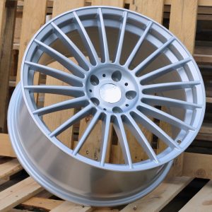 Jante BMW 19x9,5 ET39 5x112 - Silver Shining