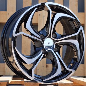 Jante RACIN 15x6,5 ET40 4x100 - Black Polished