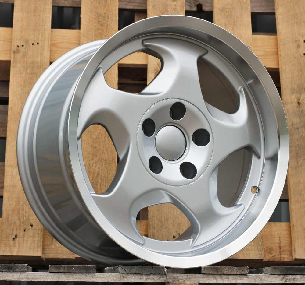 Jante BMW 17x8 ET15 5x120 - Silver+Polished Lip