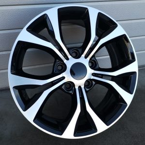 Jante Chrysler 17x6,5 ET40 5x127 - Black Polished
