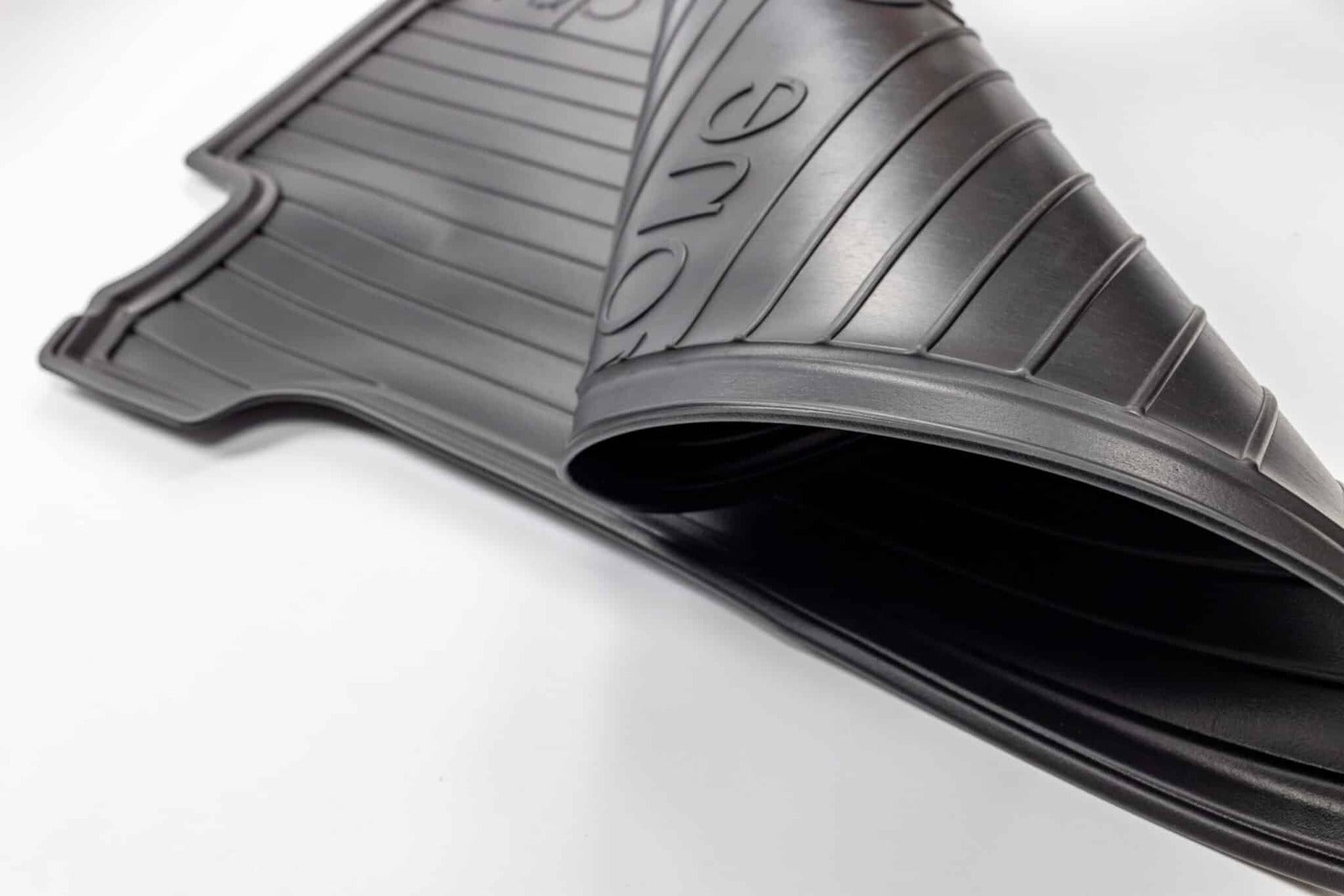 TAPETE BORRACHA P/ MALA DRYZONE OPEL CORSA E 2014-2019 PISO INFERIOR - Image 9