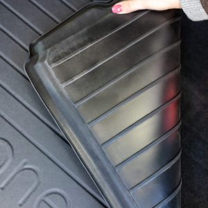 TAPETE BORRACHA P/ MALA DRYZONE ALFA ROMEO JUNIOR IBRIDA 2024-2026 PISO INFERIOR - Image 11