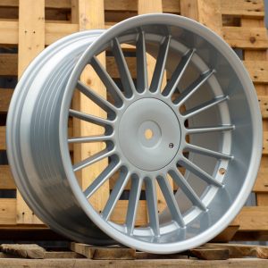 Jante BMW 18x9,5 ET18 5x112|5x120 - R Silver