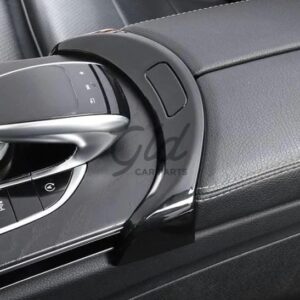 Alternative view of Friso Preto Brilhante Botão Consola 200mm Mercedes-Benz Classe C GLC W205 X253 2014-2021