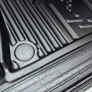 Alternative view of PACK 3 TAPETES BORRACHA NO.77 TOYOTA PRIUS III 2009-2015