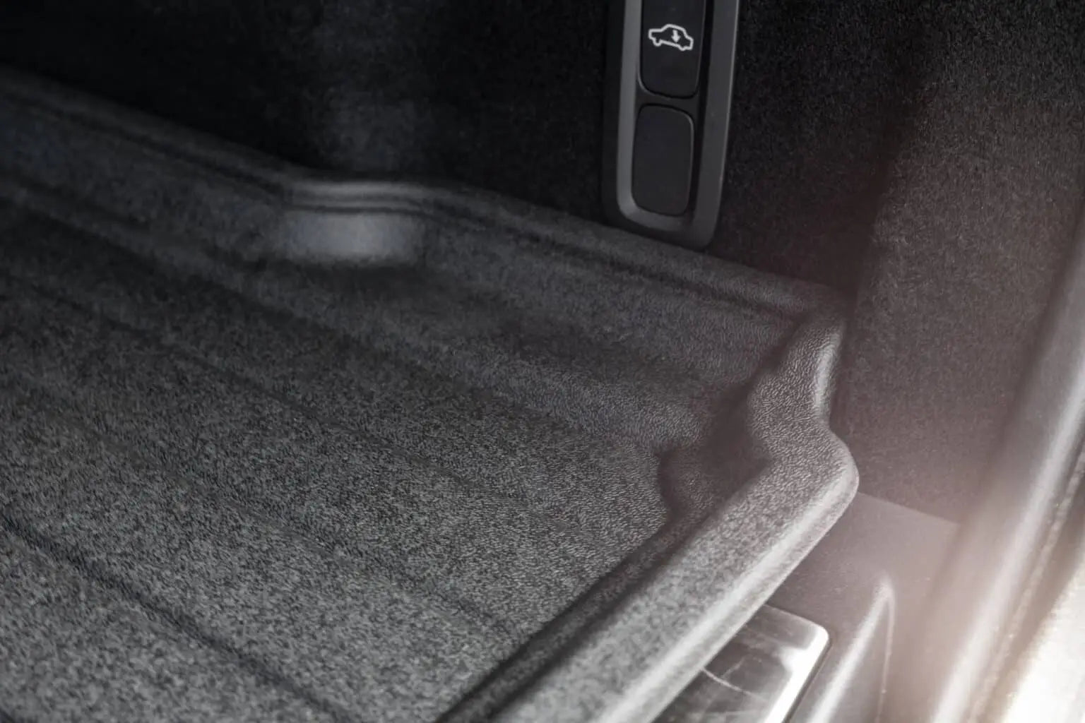 TAPETE BORRACHA P/ MALA DRYZONE MERCEDES-BENZ CLASSE E W210 CARRO 1995-2002 - Image 12