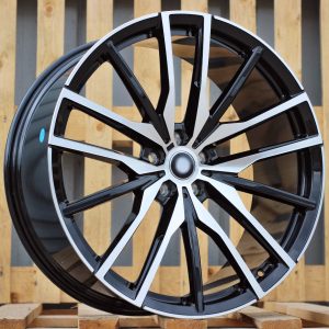 Jante BMW 20x10,5 ET40 5x112 - Black Polished