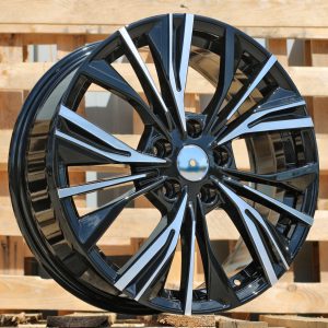 Jante Nissan 17x7 ET35 5x114,3 - Black Polished