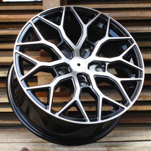 Jante RACIN 18x8 ET50 5x160 - Black Polished