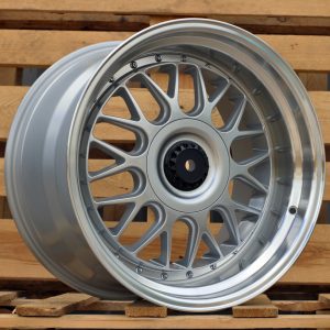 Jante BMW 18x9,5 ET30 5x120 - Silver+Polished Lip