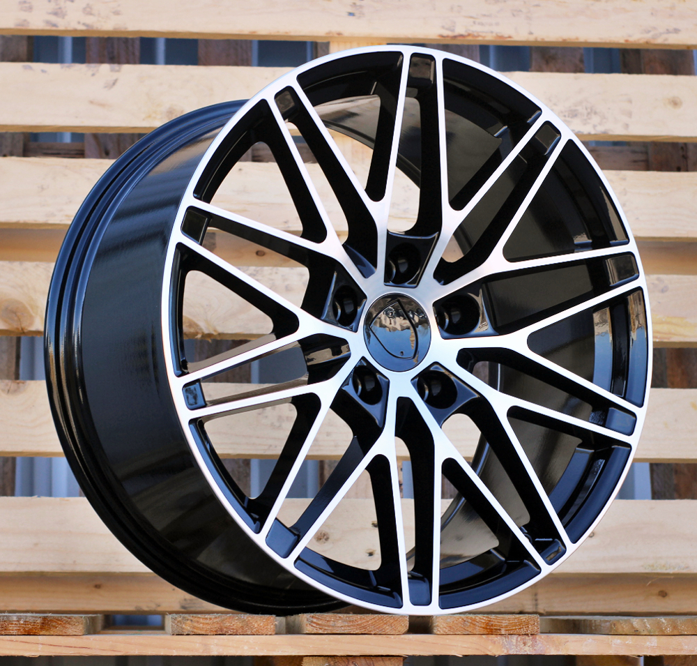 Jante Porsche 20x10 ET49 5x130 - Black Polished