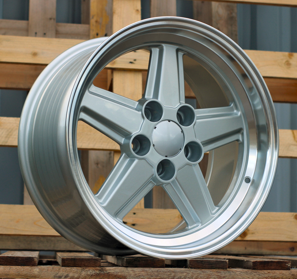 Jante Mercedes 17x8 ET19 5x112 - Silver+Polished Lip