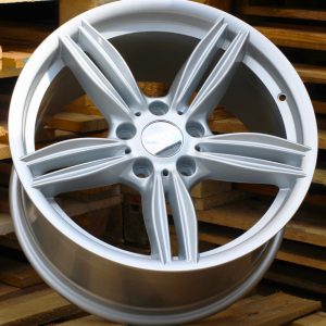 Jante BMW 18x9 ET35 5x120 - Silver