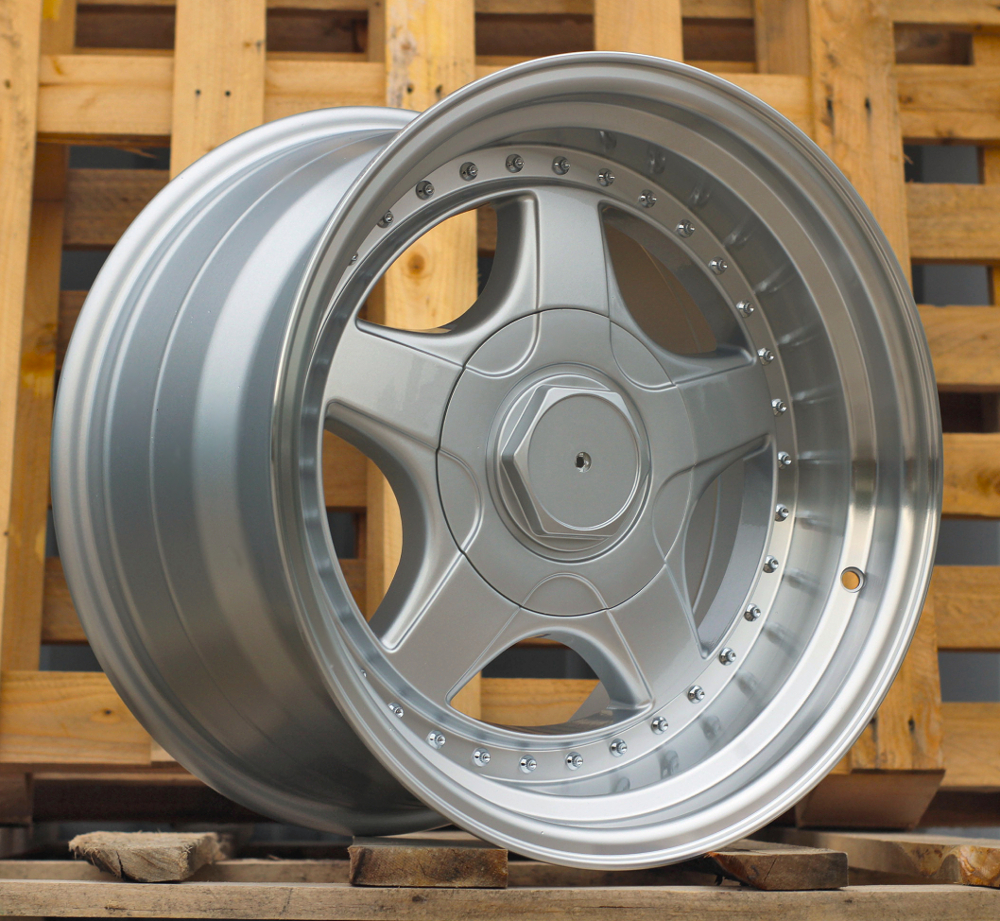 Jante BMW 17x8,5 ET20 5x120 - F Silver+Polished Lip