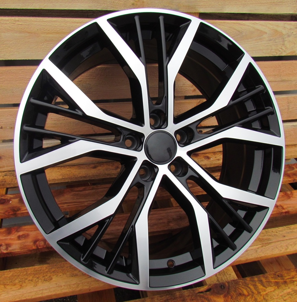 Jante Volkswagen 16x7 ET45 5x112 - Black Polished+Powder Coating