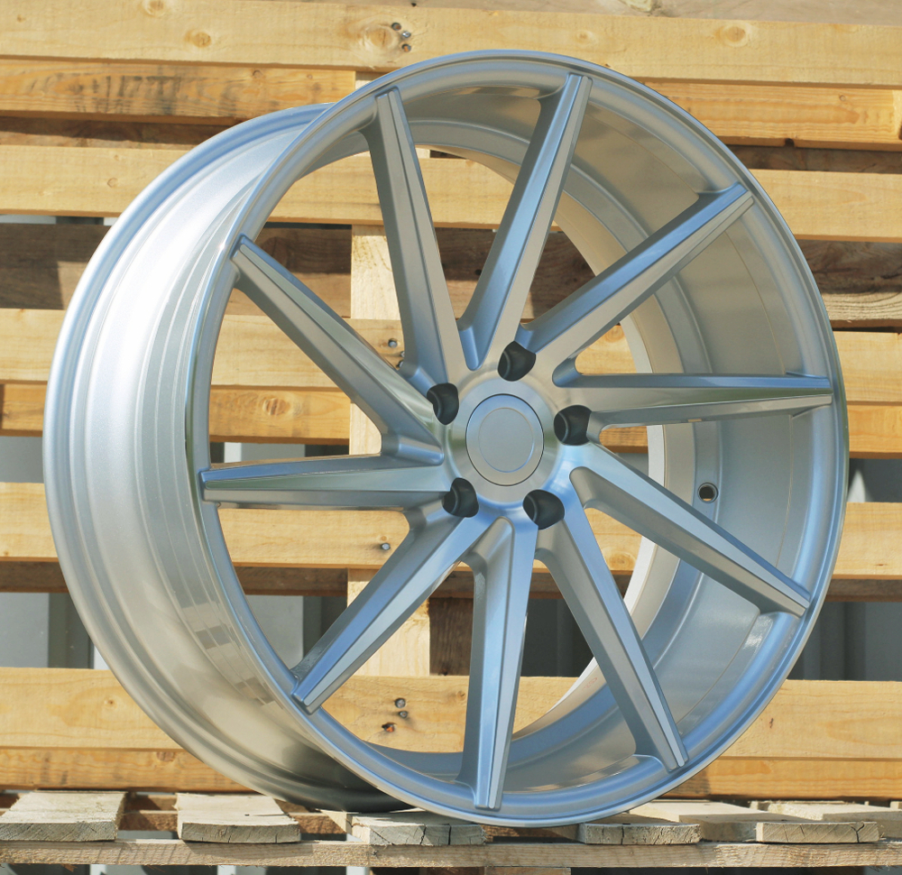 Jante RACIN 20x8,5 ET35 5x114,3 - Machined Silver