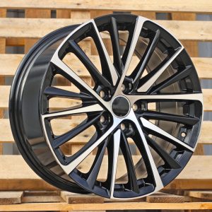 Jante Lexus 18x8 ET42 5x114,3 - Black Polished