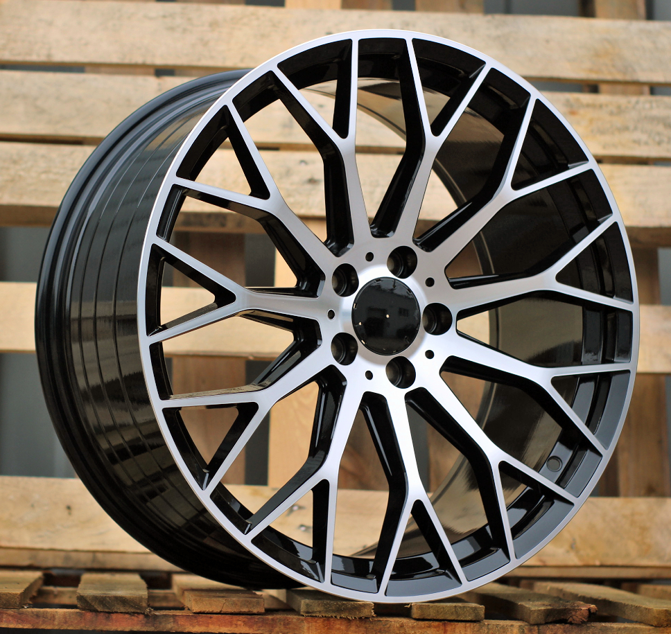 Jante Mercedes 18x8 ET43 5x112 - Black Polished