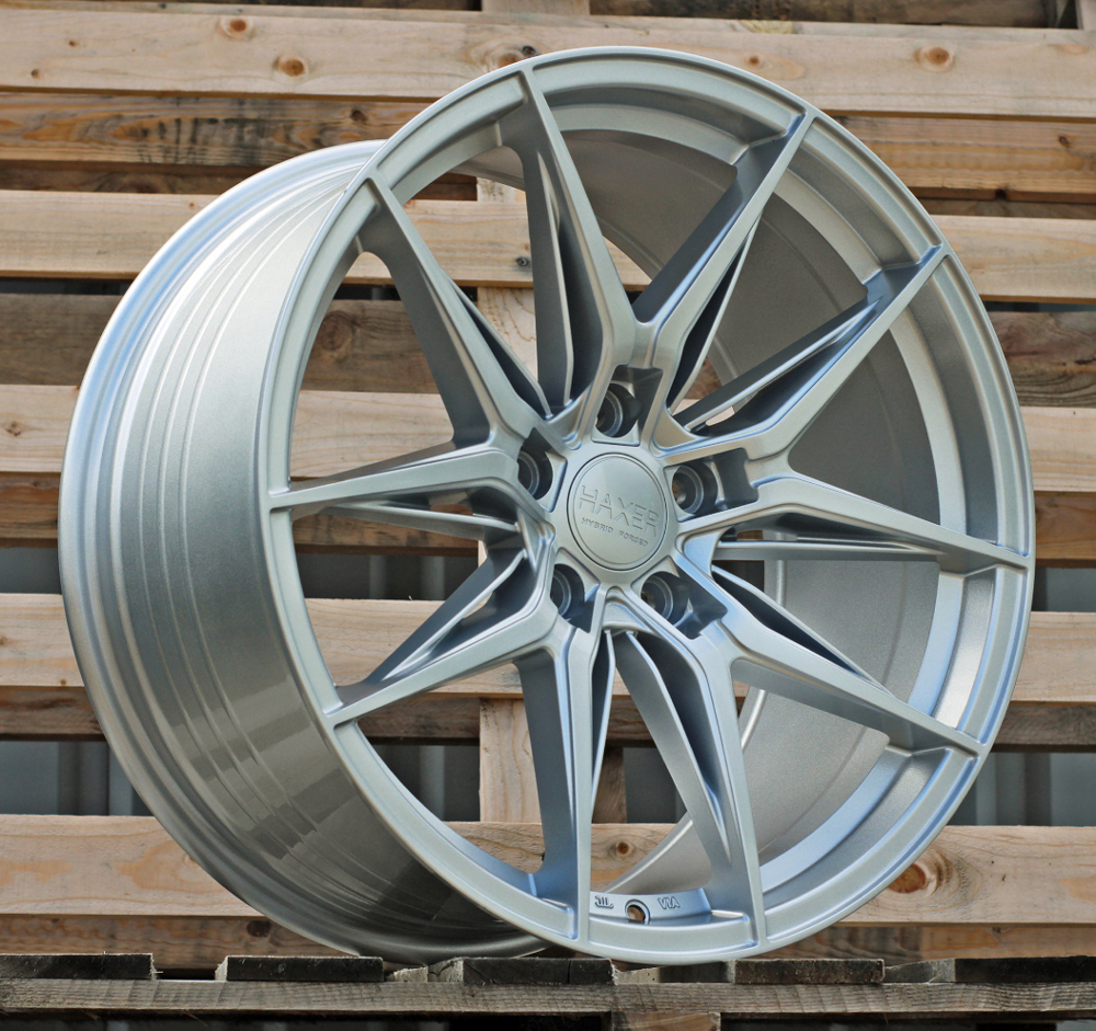 Jante HAXER 19x9,5 ET40 5x120 - Silver Shining