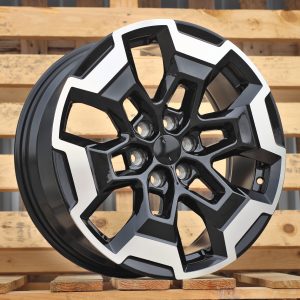 Jante 4X4 18x7,5 ET30 6x114,3 - Black Polished