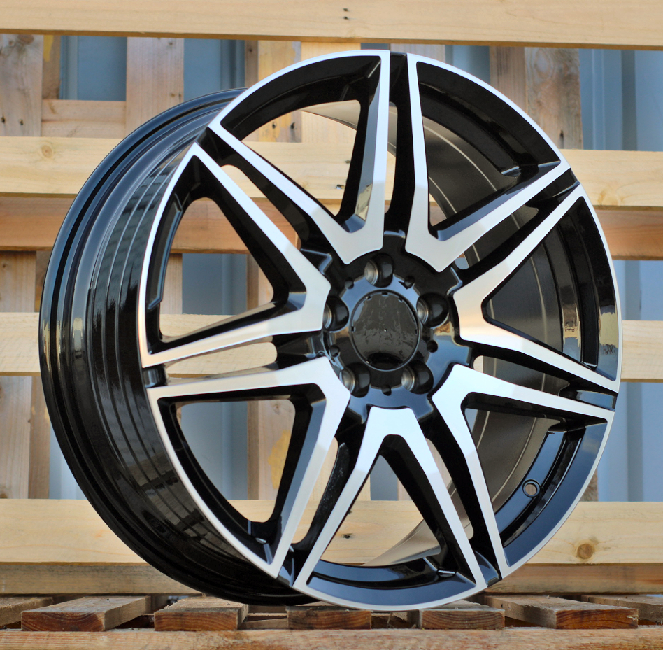 Jante Mercedes 18x8 ET52 5x112 - Black Polished