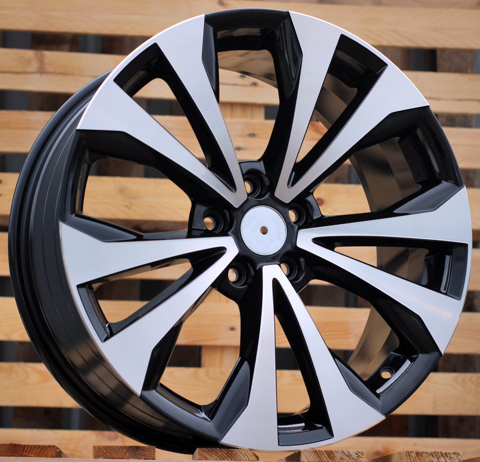 Jante Lexus 18x8 ET35 5x114,3 - Black Polished