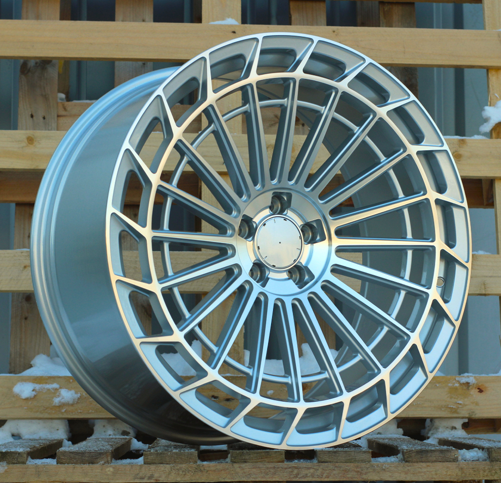 Jante Mercedes 22x10,5 ET38 5x112 - Machined Silver