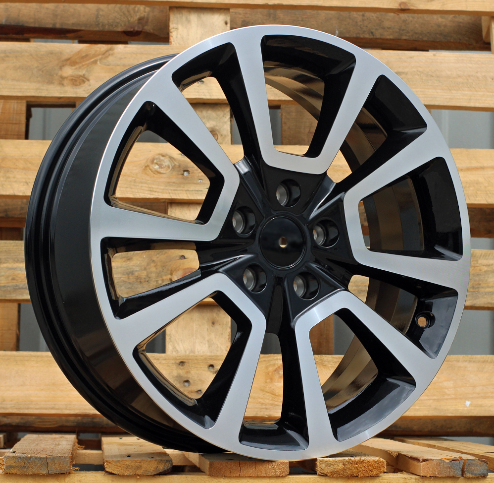 Jante RACIN 18x7 ET40 5x114,3 - Black Polished