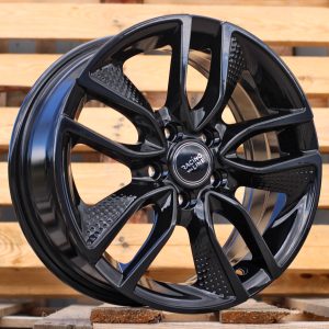 Jante RACIN 15x6,5 ET40 5x100 - Black
