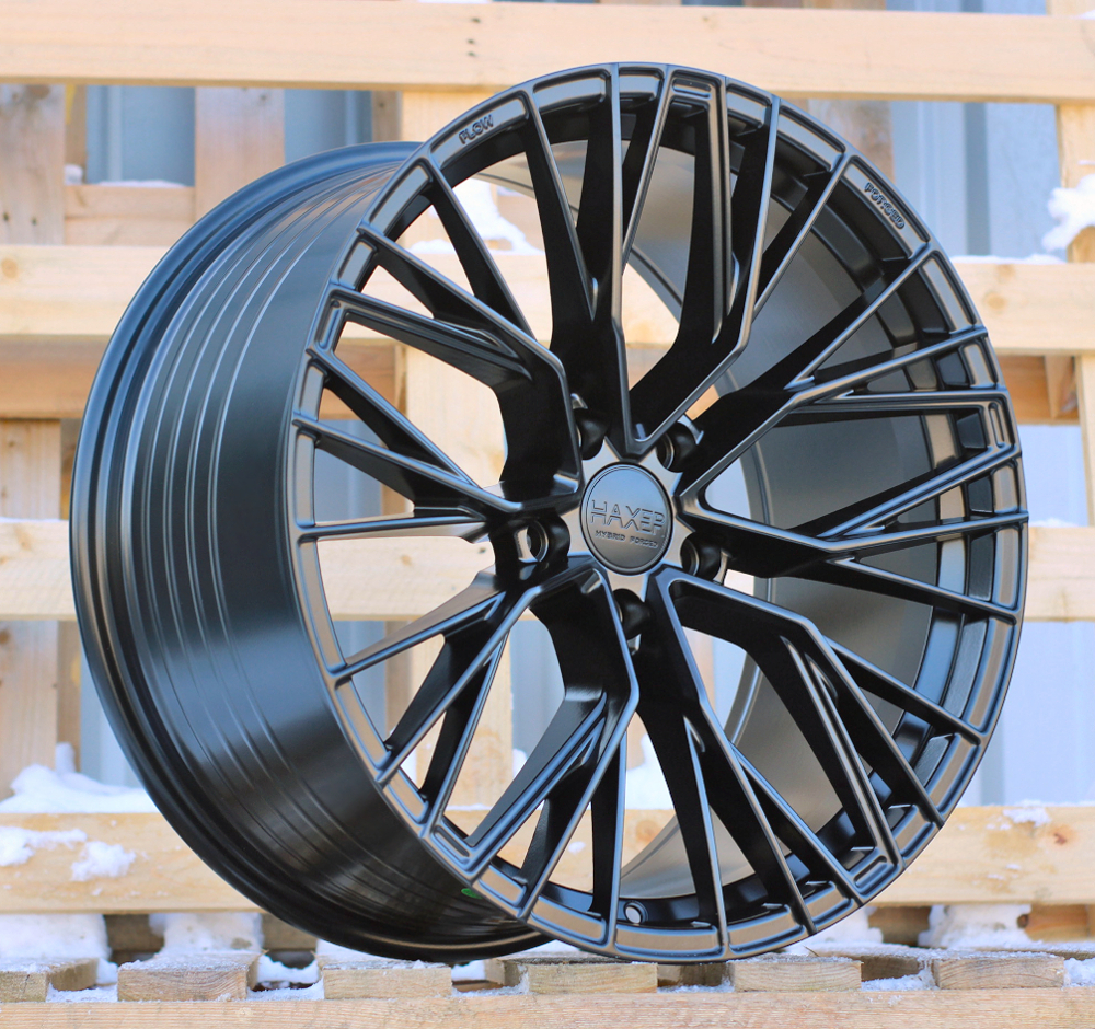 Jante HAXER 18x8 ET40 5x112 - Black Half Matt